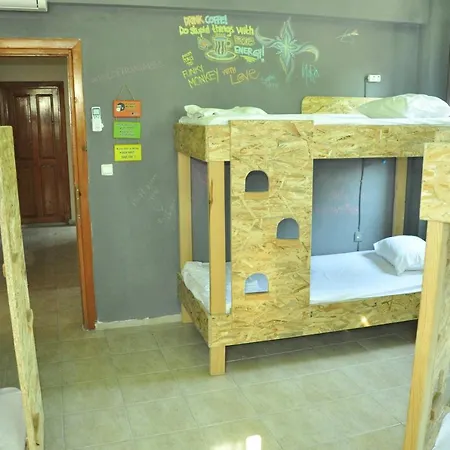 Funky Monkey Hostel&pub Hostel Αττάλεια