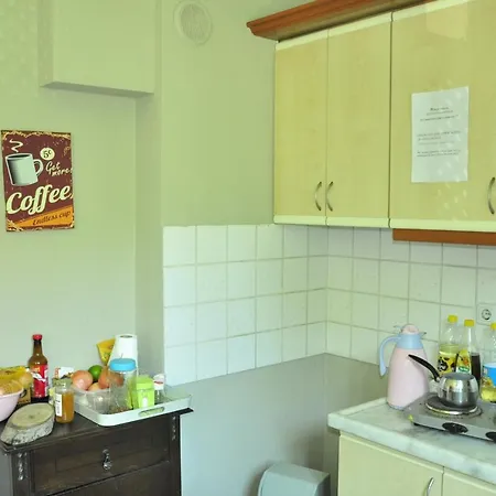 Funky Monkey Hostel&pub * Antalya